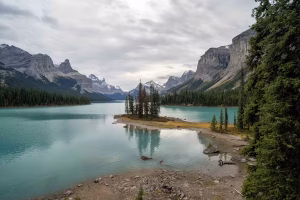 TOP 10 Best Travel Goals 2025 Canada